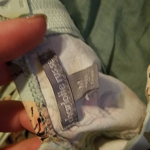 Teal & Floral Padded Crop Top - Picture 3 of 3